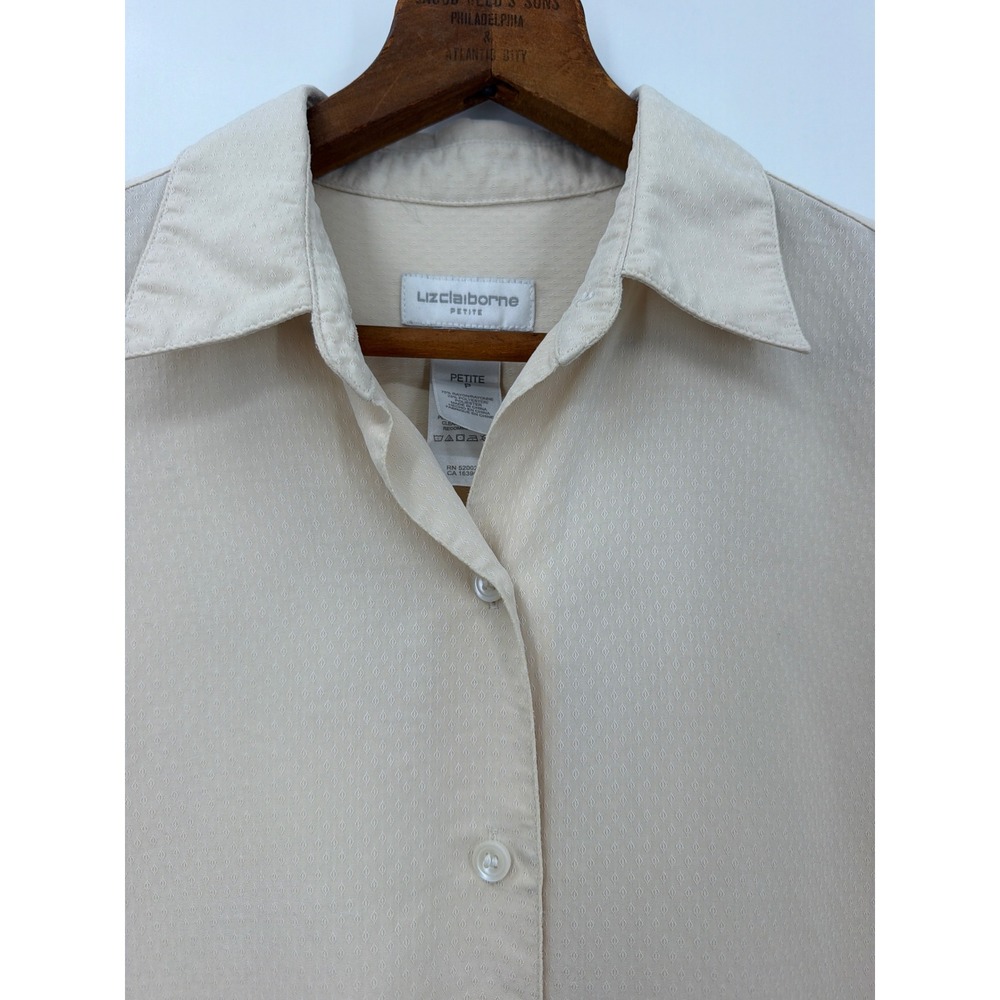 Vtg Liz Claiborne Petite Cream Jacquard Diamond Button Front Blouse Size P